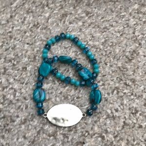 Beaded bracelet w/metal plate